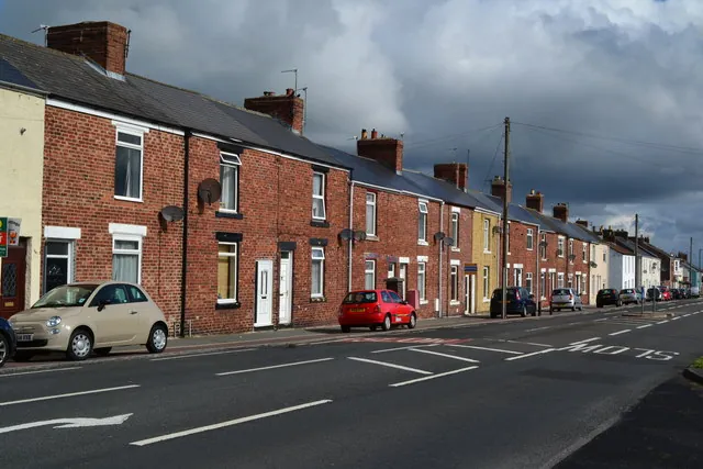 Terraced housing on Front Street, Pity Me